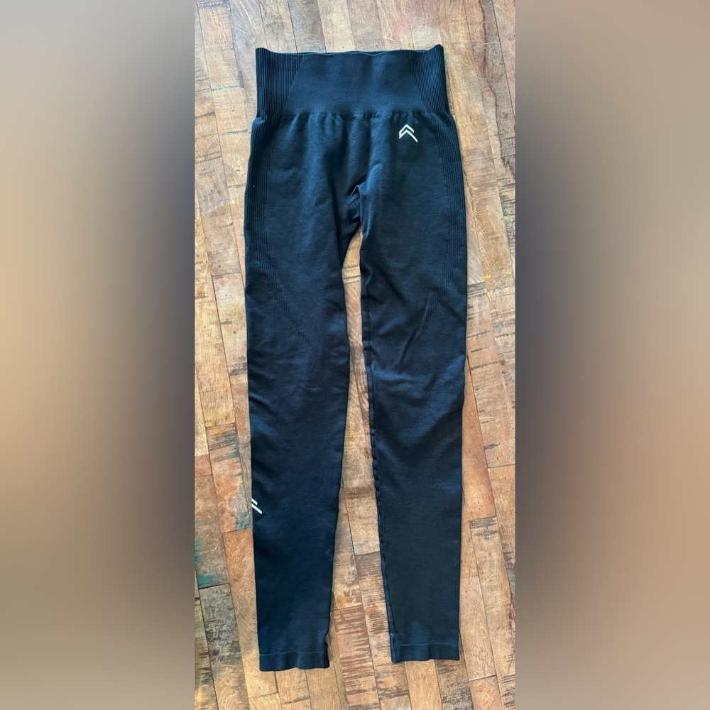 Oner Active size small tall black seamless leggings